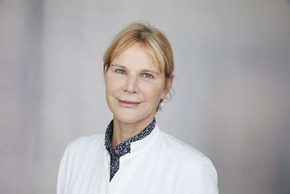 Dr. med. Cornelia Grüsser-Dollinger